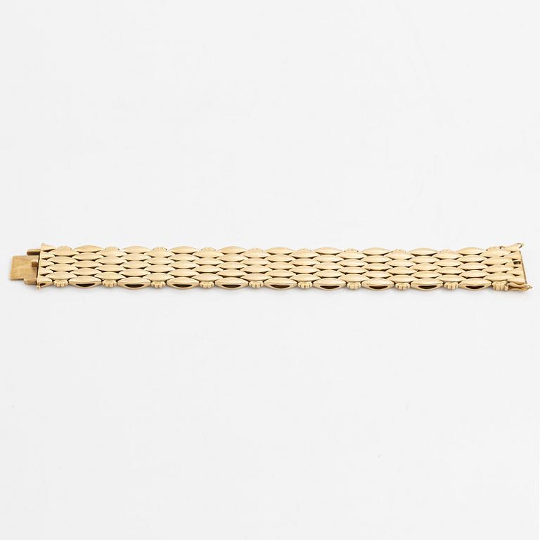 Harald Nielsen, an 18K gold bracelet, Georg Jensen post 1945, design 350.