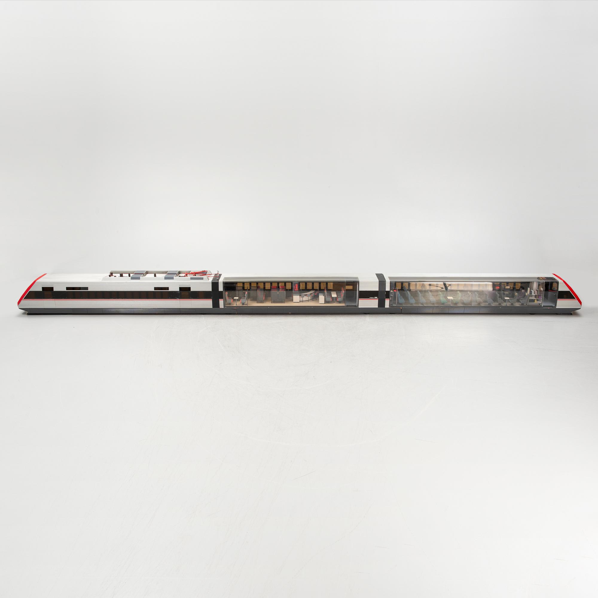 An end of the 20th century display train model.