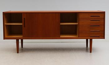 SIDEBOARD, "Trento", Nils Jonsson, Troeds, Sverige, 1900-talets mitt.