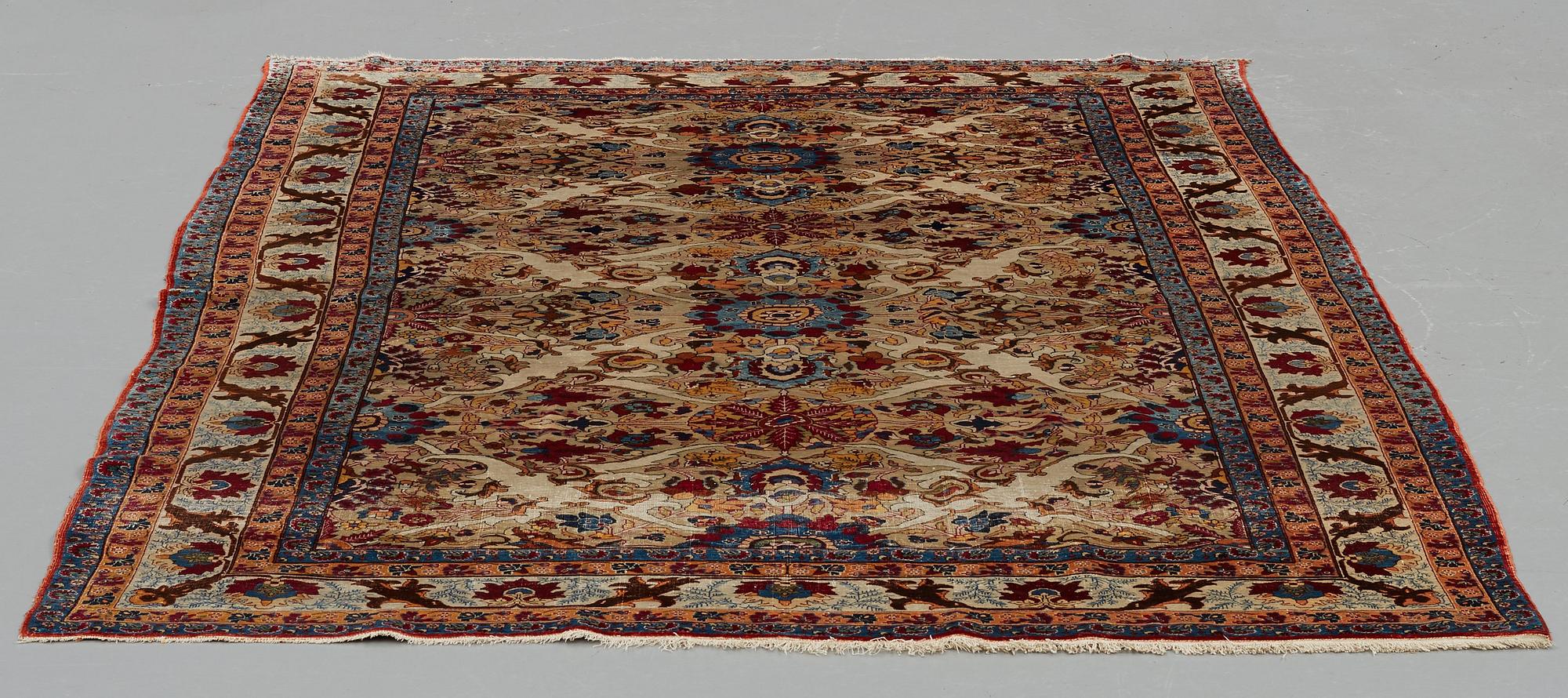 MATTA, antik silke Feraghan/Keshan sannolikt, ca 215,5 x 144,5 cm.