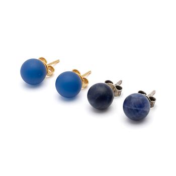 Ole Lynggaard, Earrings, two pairs, 18K gold and sterling silver.