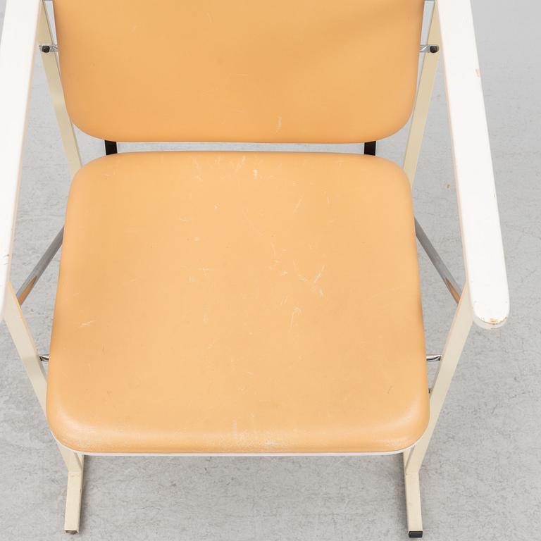 Yrjö Kukkapuro, stolar, 5 st, Finland.