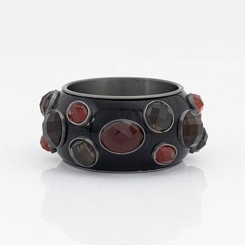 Bottega Veneta, a enamel and glass bangle.