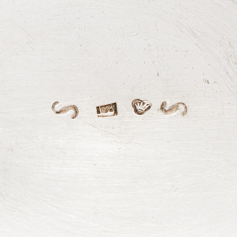 A cream jug and a sugar bowl, maker's mark of Petter Turulin, Sortavala 1824 and 1827.