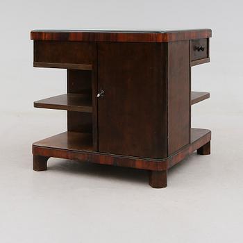 BORD, 1900-talets första hälft.