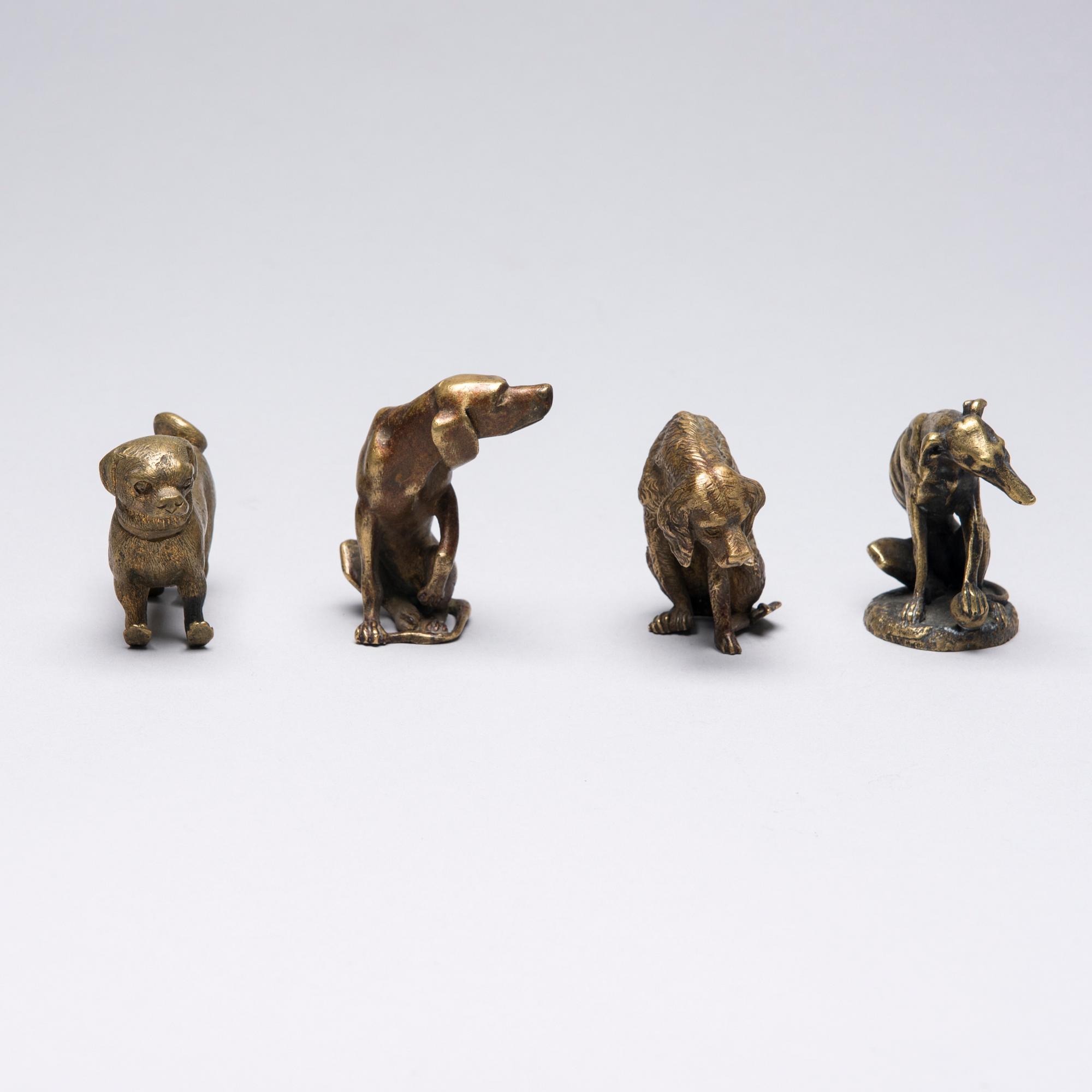 MINIATYRSKULPTURER, 4 st, brons, 1800-luvun loppu.