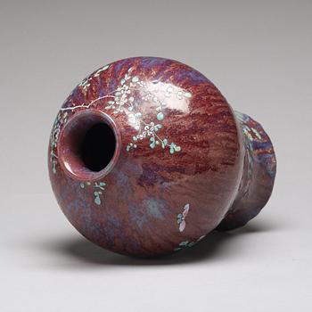 A large flambéglazed meiping vase, Qing dynasty, 18th Century.