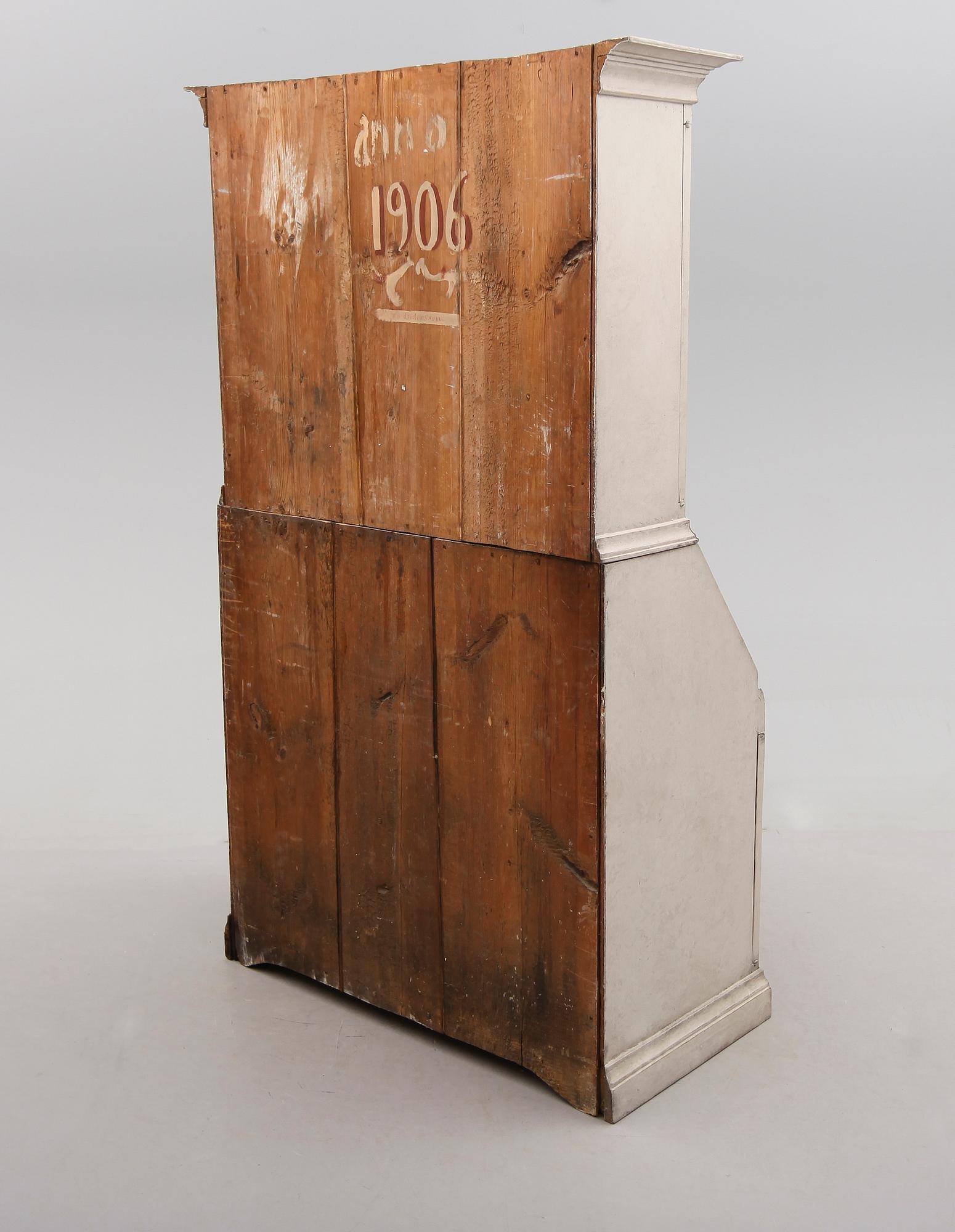 SKRIVSKÅP, 1800-talets mitt.