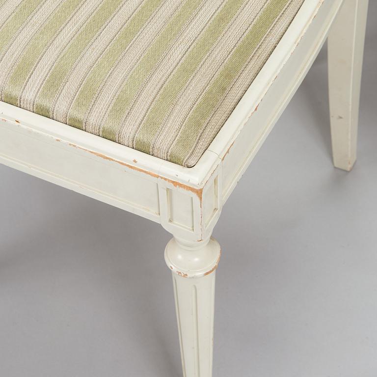 Chairs, 6 pcs, Gustavian style, later half of the 20th century.