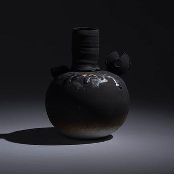 PEKKA PAIKKARI, A CERAMIC SCULPTURE. Arabia, 1985.