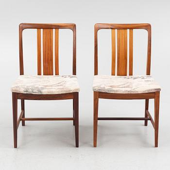 A dining table and eight chairs, A.B. Linde Nilsson, Lammhult, 1960's.