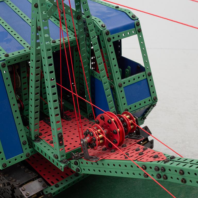 Meccano, locomotive and excavator.