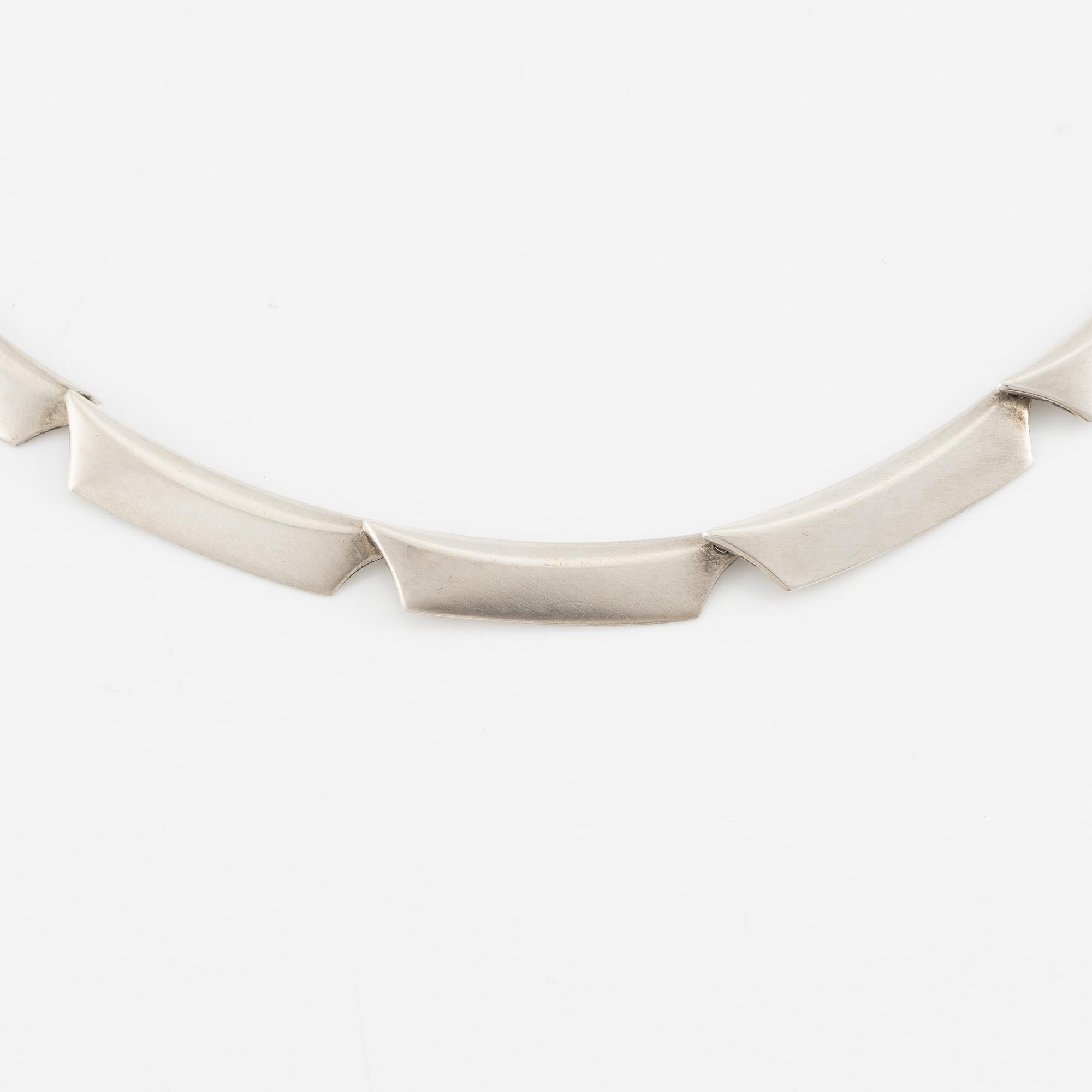Bent Knudsen, a sterling silver necklace, Hans Hansen, Georg Jensen, Denmark.