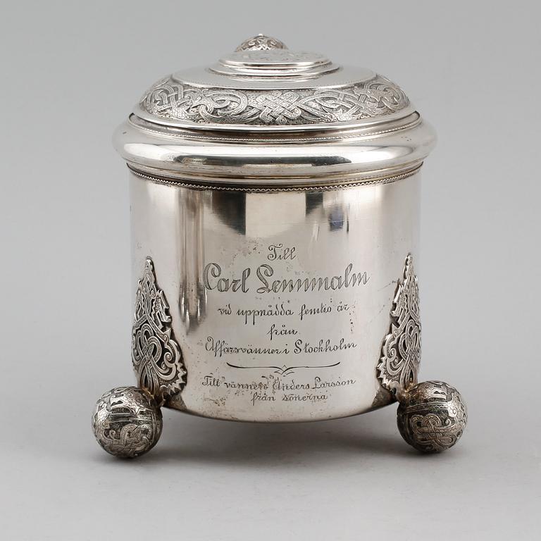 STOP samt BÄGARE, 6 st, silver, 1894/1895. Vikt ca 1244 gram.