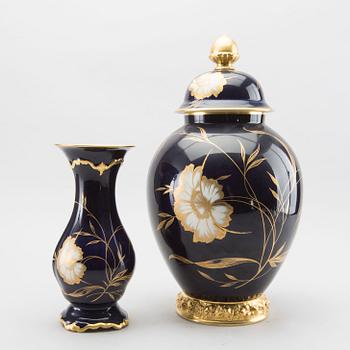 A Rosenthal porcelain vase and urn with lid, 20th century.