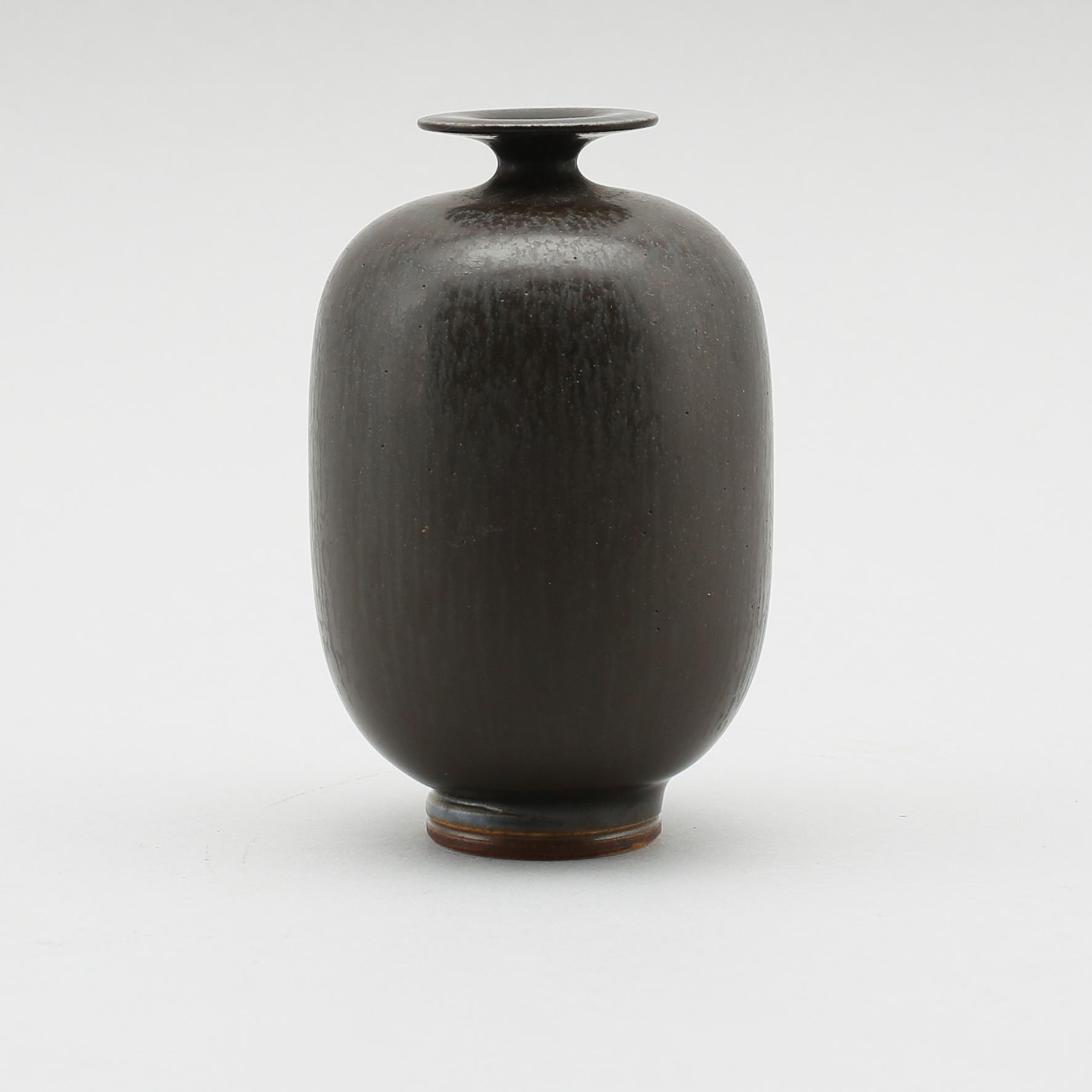 VAS, stengods, Berndt Friberg, Gustavsberg studio.
