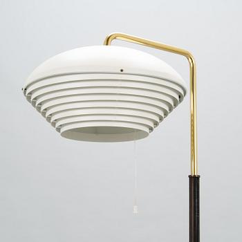 Alvar Aalto, ’A811' floorlight for Valaistustyö.