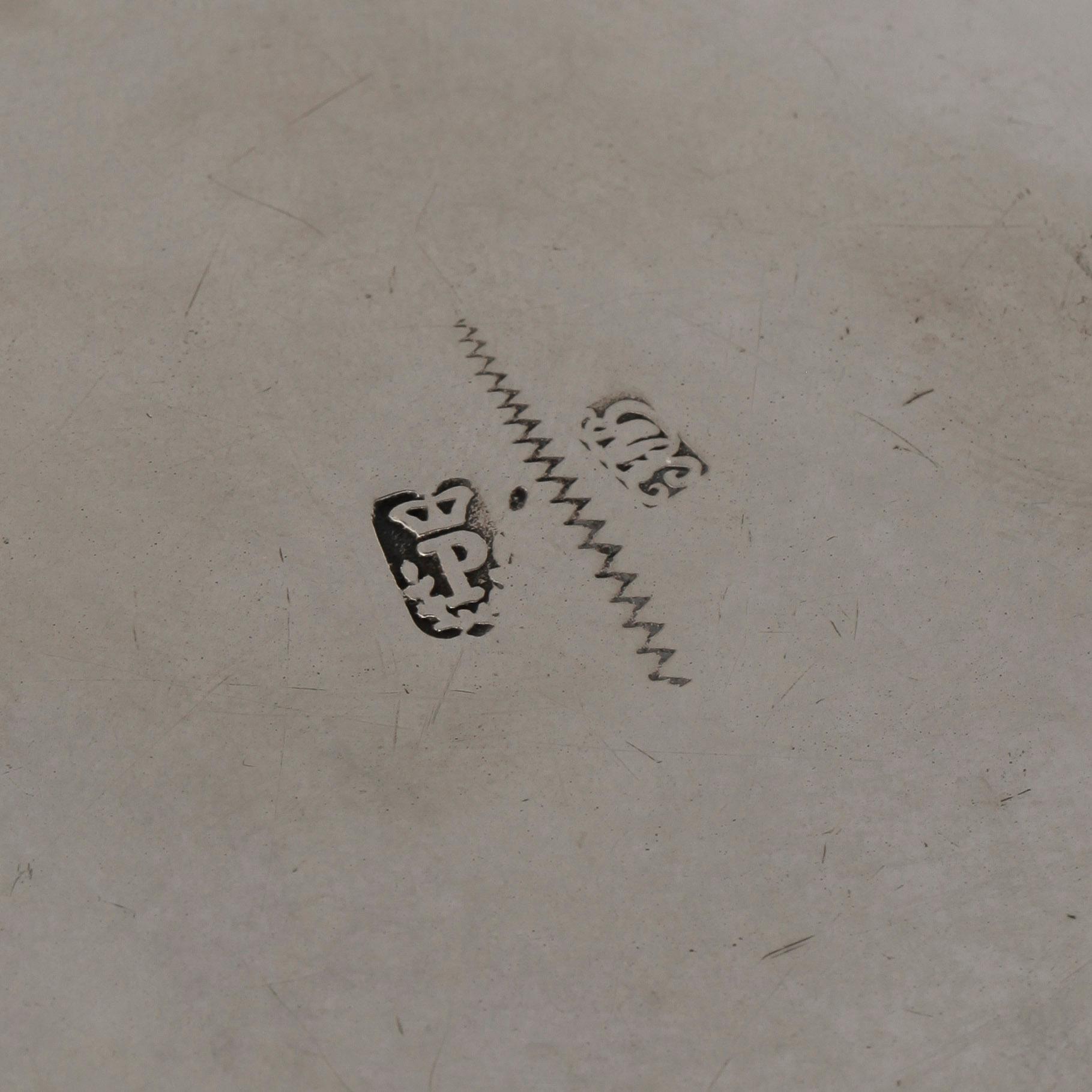 KAFFEKANNA, silver, Porto, Portugal, omkring 1800-talets mitt. Vikt ca 450 gram.