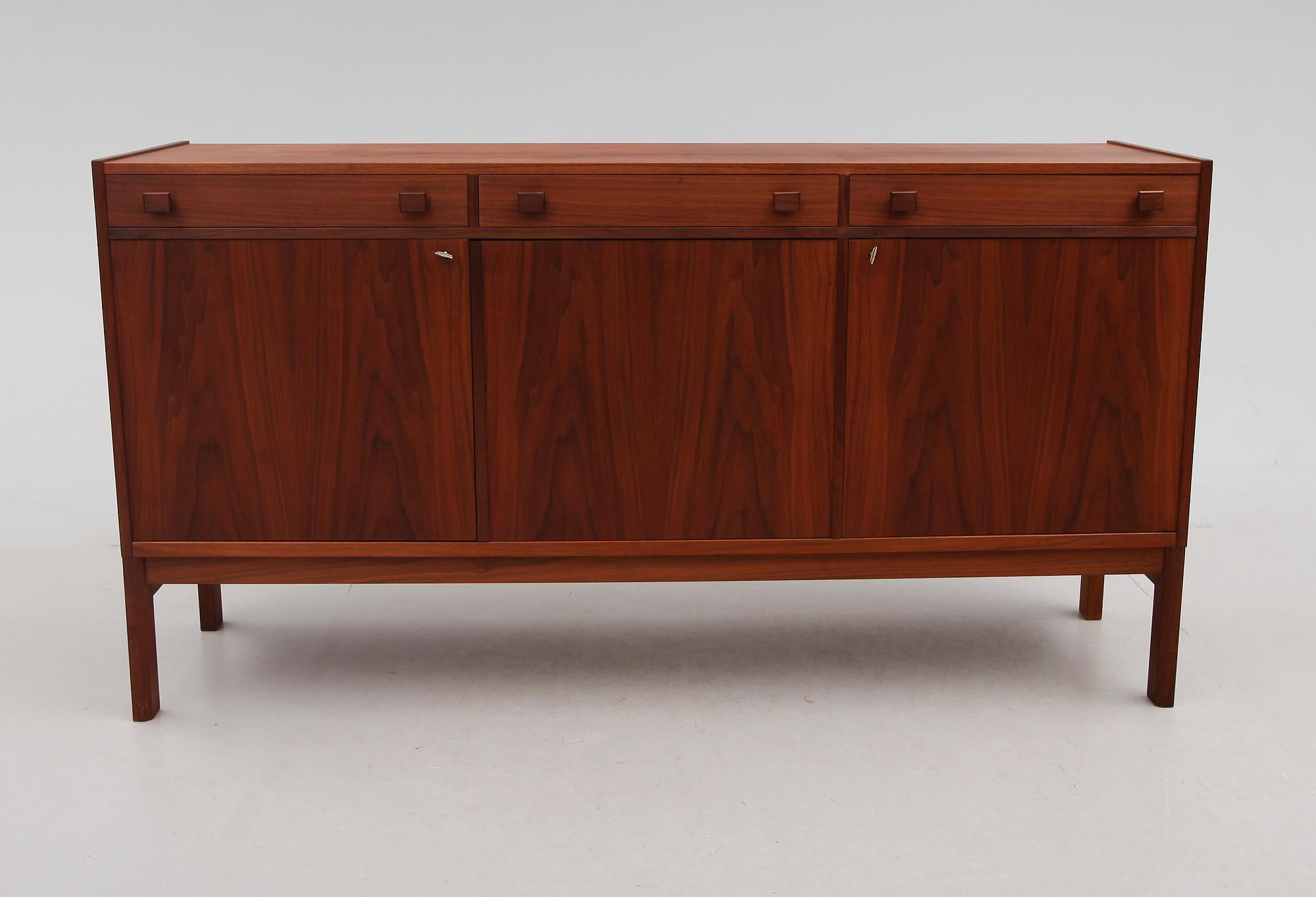 SIDEBOARD, 1900-talets andra hälft.