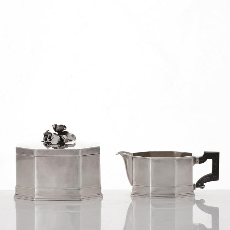 Atelier Borgila, a sterling silver coffee set, 3 pcs, Stockholm 1935.