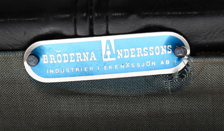 FOTPALLAR, 2 st,  Bröderna Andersson,1900-talets andra hälft.