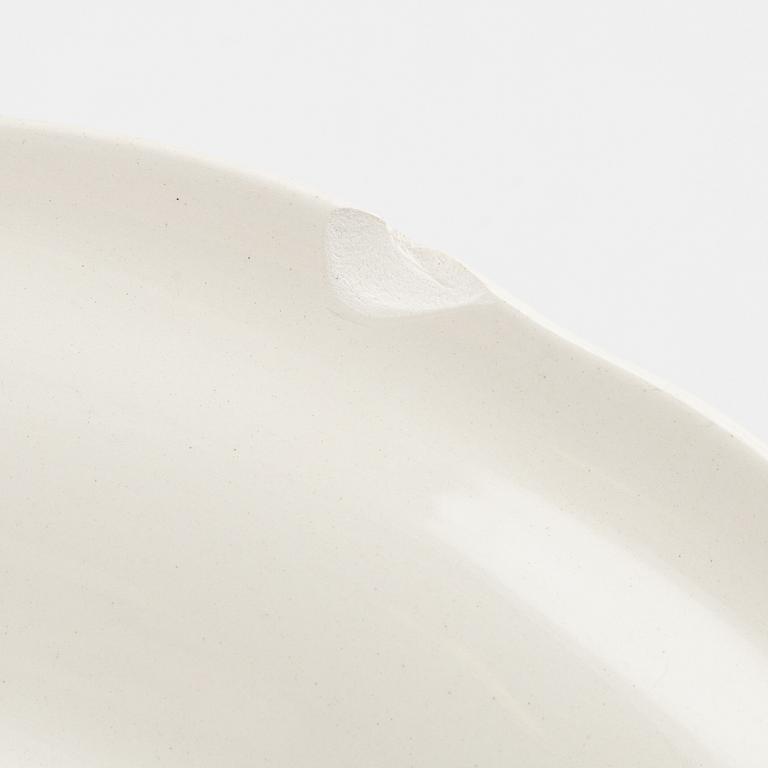 A 'Oiseaux de Paradis' faiance part dinner service, Gien, France, second half of the 20th century.