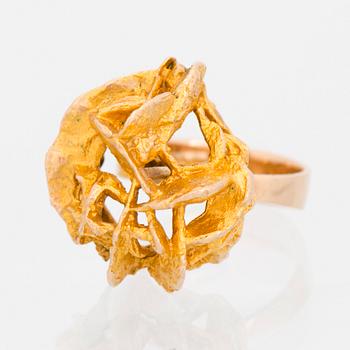 A BJÖRN WECKSTRÖM RING, 'Kioto', 14K gold. Lapponia 1971.