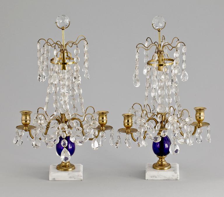 BORDSLYSTRAR, ett par, gustaviansk stil, 1900-talets mitt.