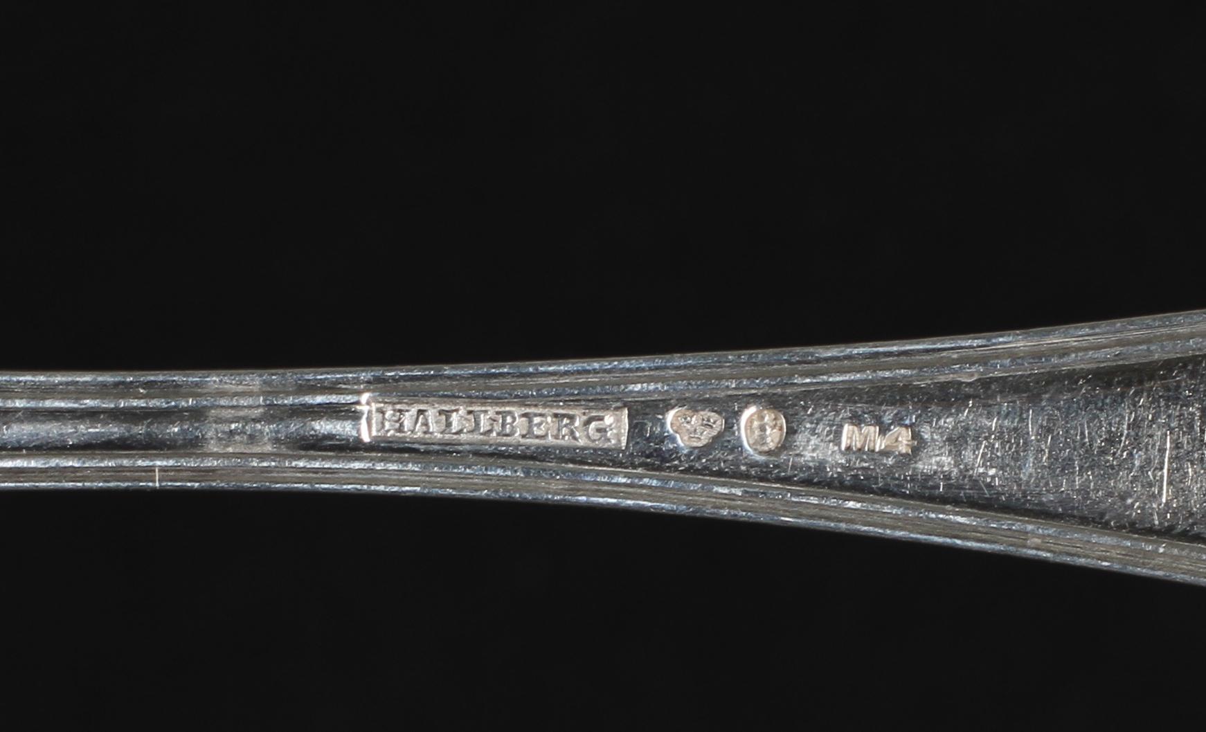 MATSKEDAR, 8 st, silver. O.P.Hallberg, Norrköping 1842.