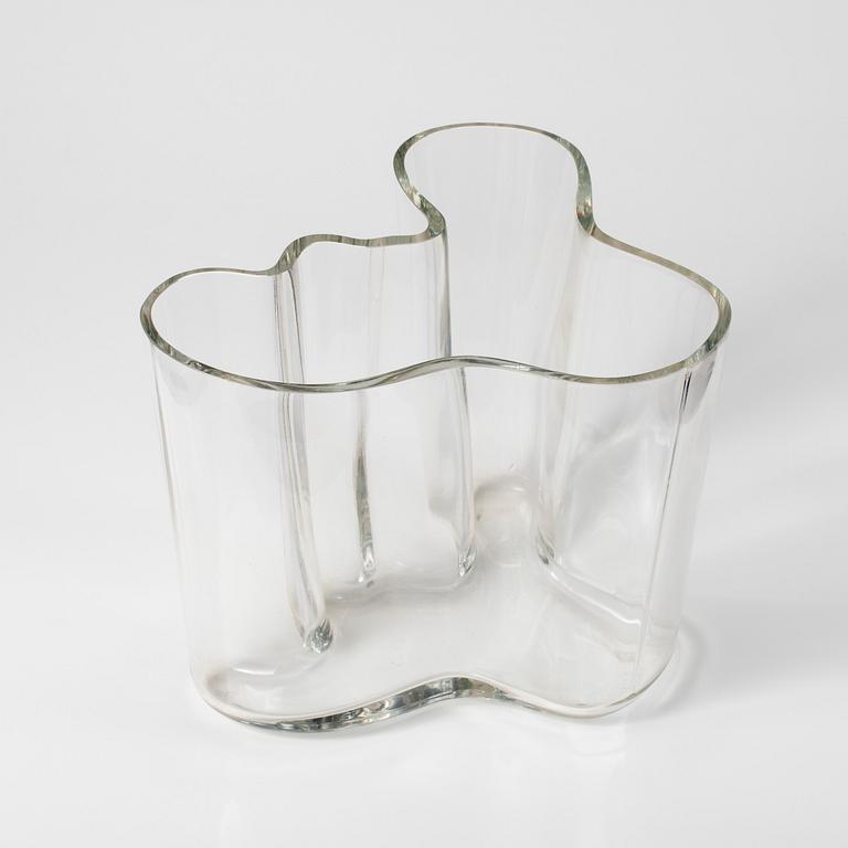 VAS, glas, "Savoy" signerad Alvar Aalto - 3030. 1970-80-tal.
