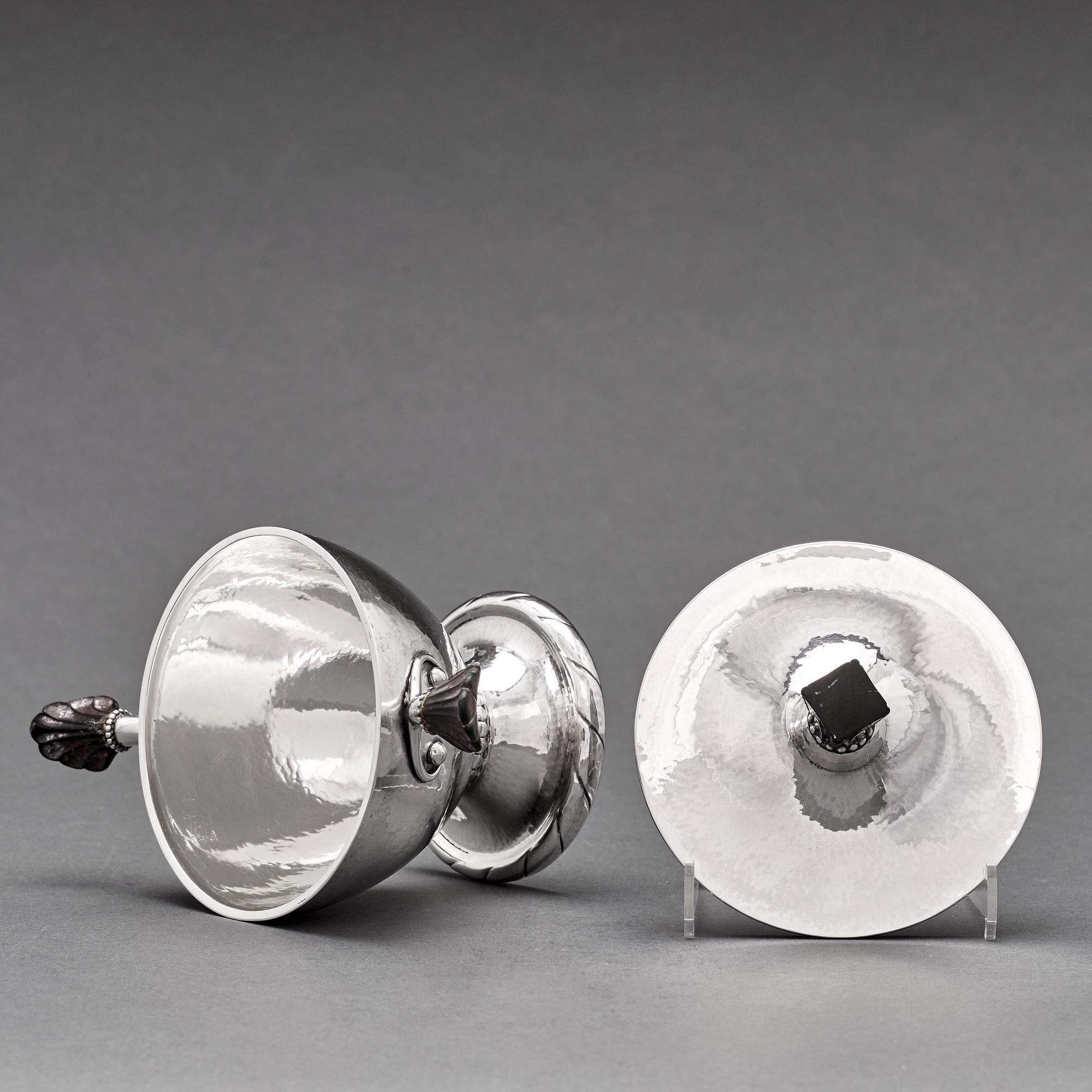 Georg Jensen, a 4 pieces coffee and tea service, Copenhagen 1915-19, 830/1000 silver. Design nr 88.