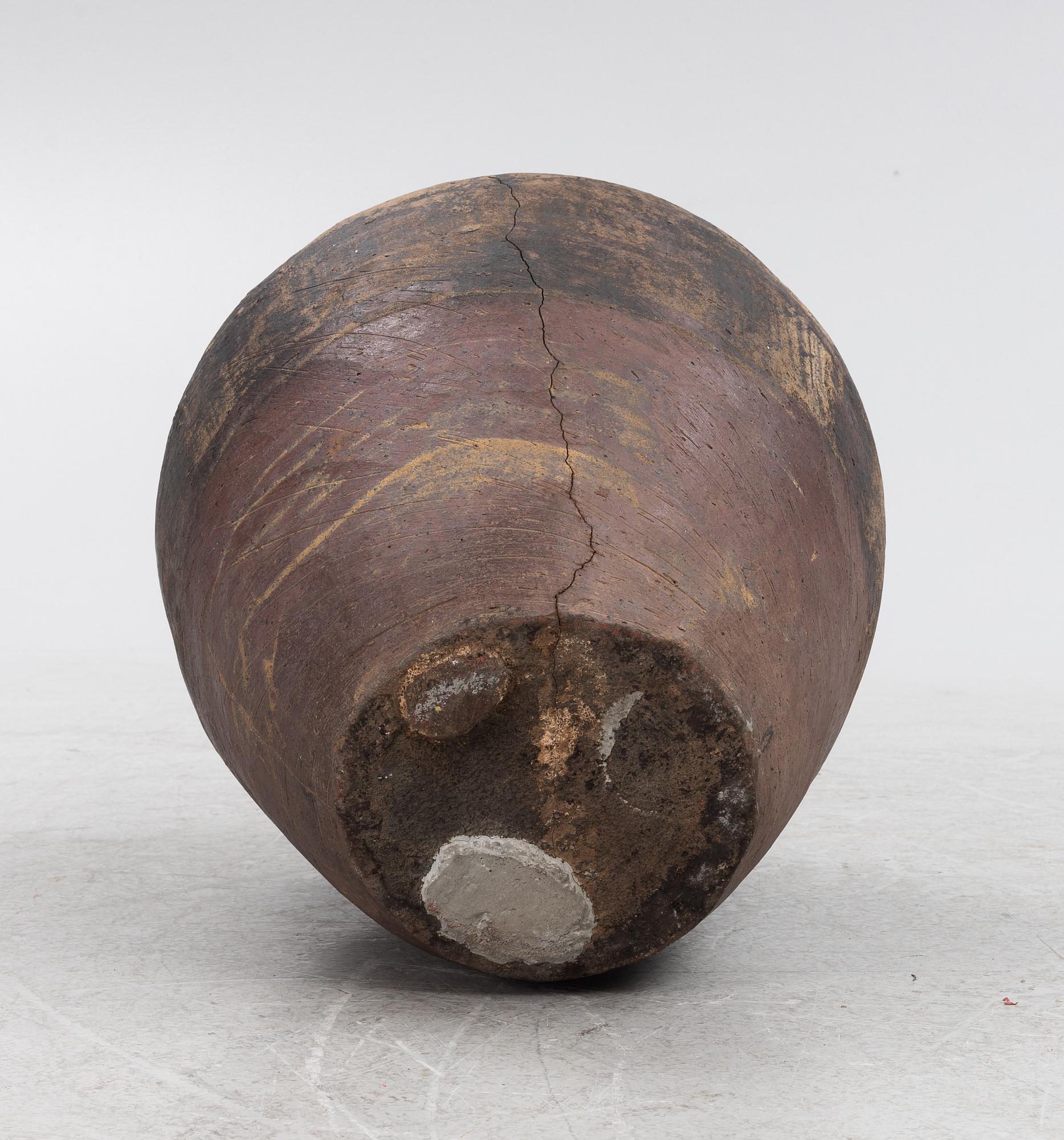 A ceramic vase, 19th century or older.