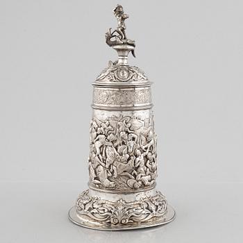 Dryckeskanna, silver, möjligen Hannover 1800-tal, importstämplad London 1878.