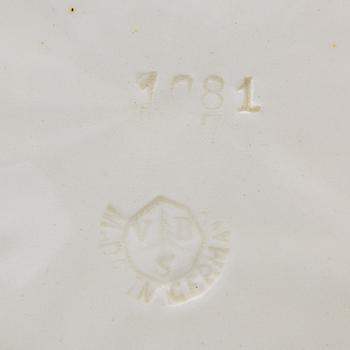 Sparris-servis 9 dlr Jugend 1900-talets första hälft flintgods.