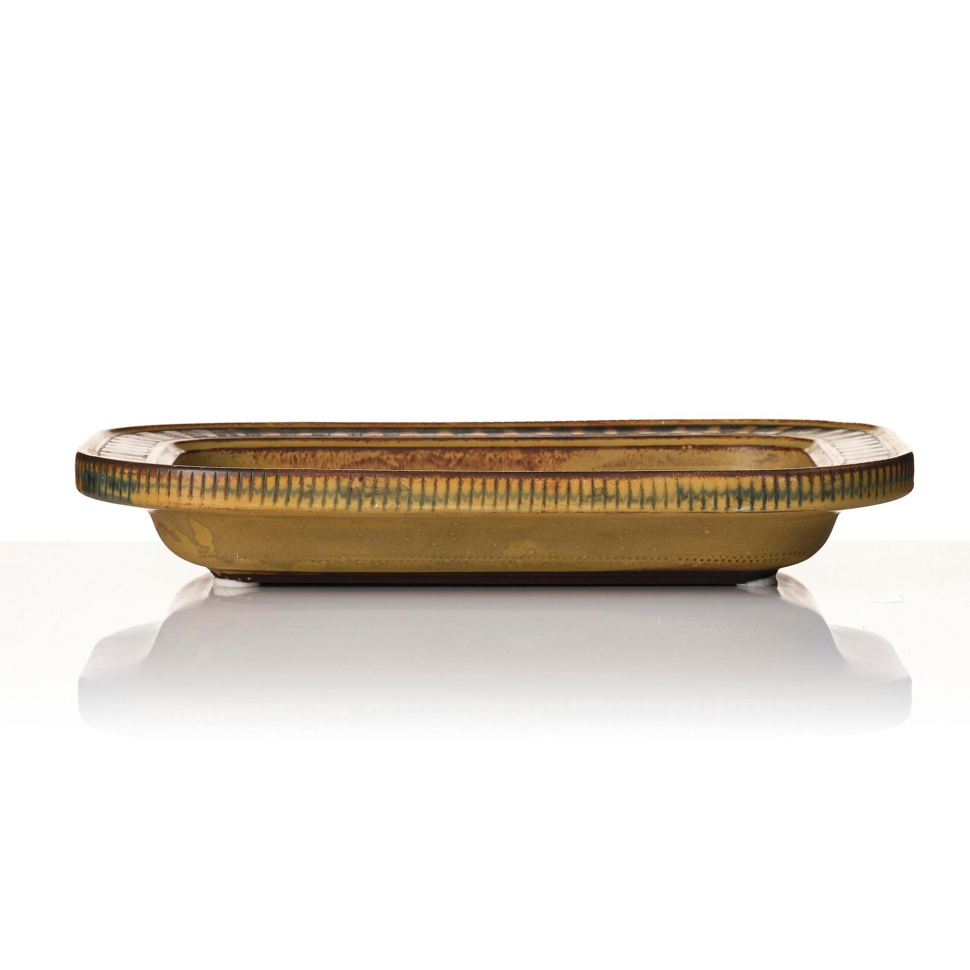 Wilhelm Kåge, a Farsta stoneware dish, Gustavsberg Studio 1959.