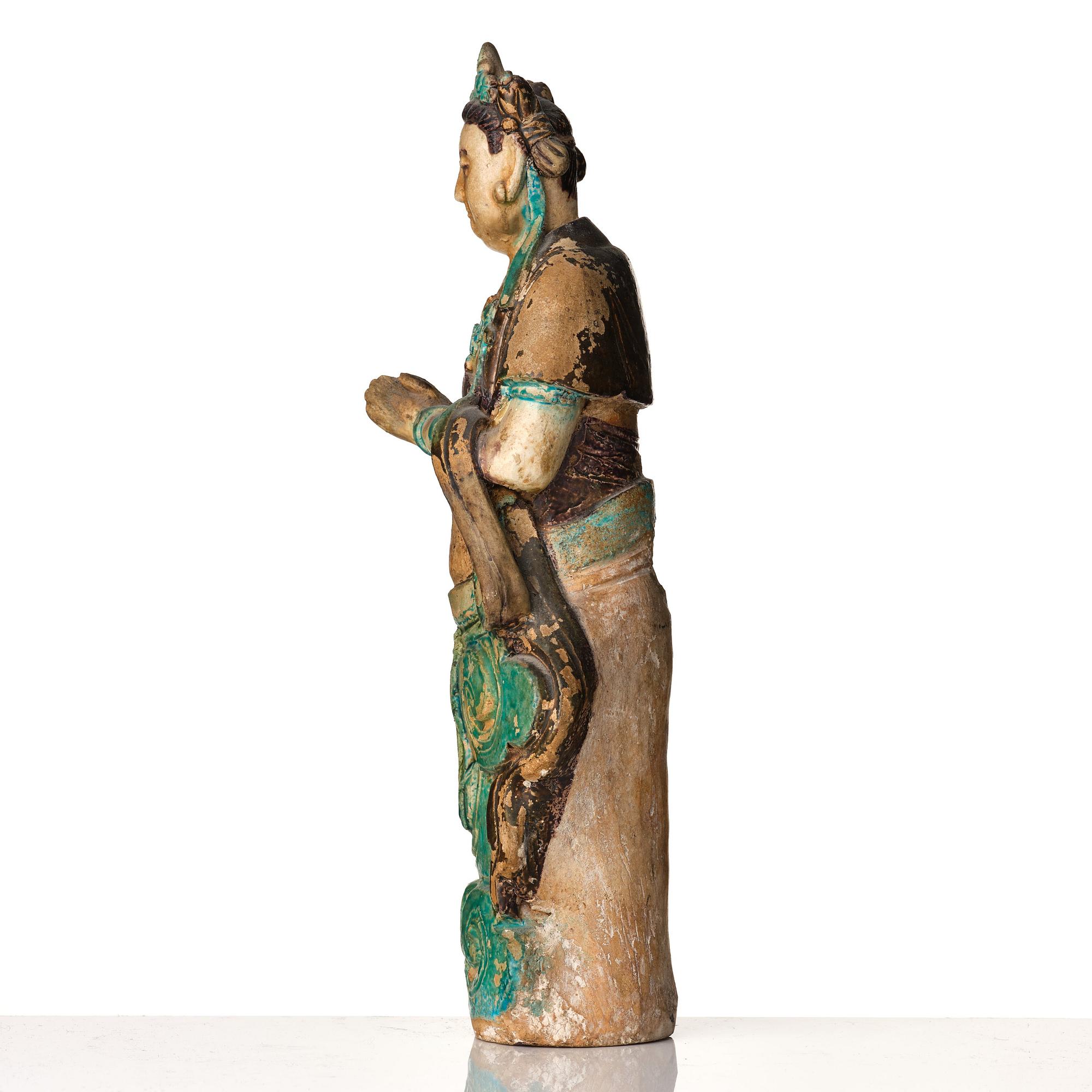 Skulptur, lergods. Mingdynastin (1368-1644).