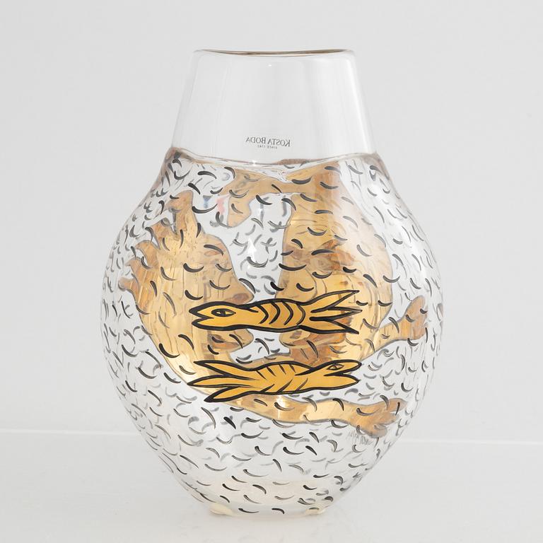 Ulrica Hydman-Vallien, a vase, Kosta Boda Atelier, 1991.