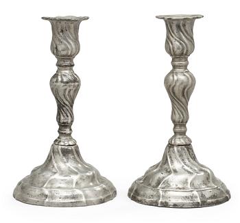 567. Two matched Rococo pewter candlesticks by Gudmund Östling (1762-1790).