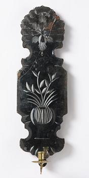 Spegellampetter, ett par, för ett ljus, omkring år 1900, Senbarockstil med delvis äldre delar.