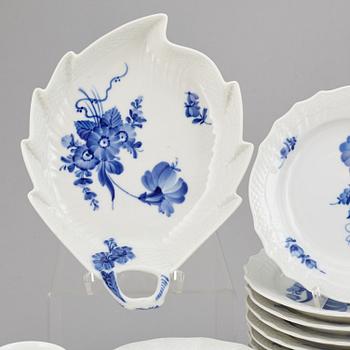 ROYAL COPENHAGEN, a 'Blå Blomst' part coffee and tea service, Denmark (62 pieces).