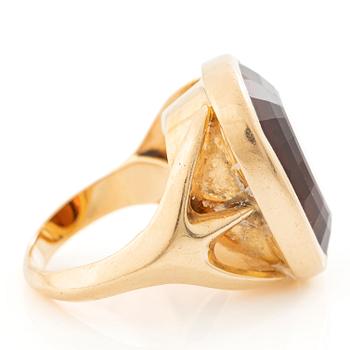 Sigurd Persson, Ring, 18K gold with a faceted citrine, Stockholm, 1967.