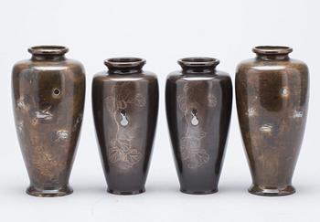 VASER, 2 par, brons, Japan, Meiji (1868-1912).