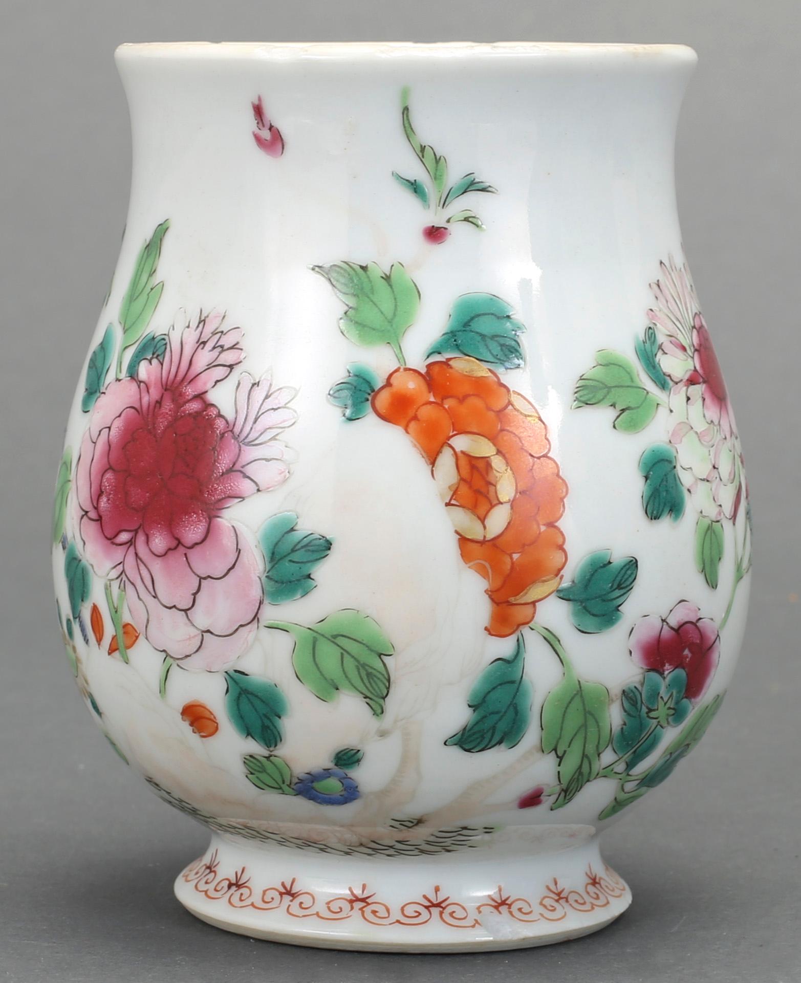 MUGG, porslin, Kina, Qingdynastin, Qianlong (1736-1795).