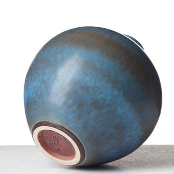 Berndt Friberg, a stoneware vase, Gustavsberg studio, Sweden 1973.