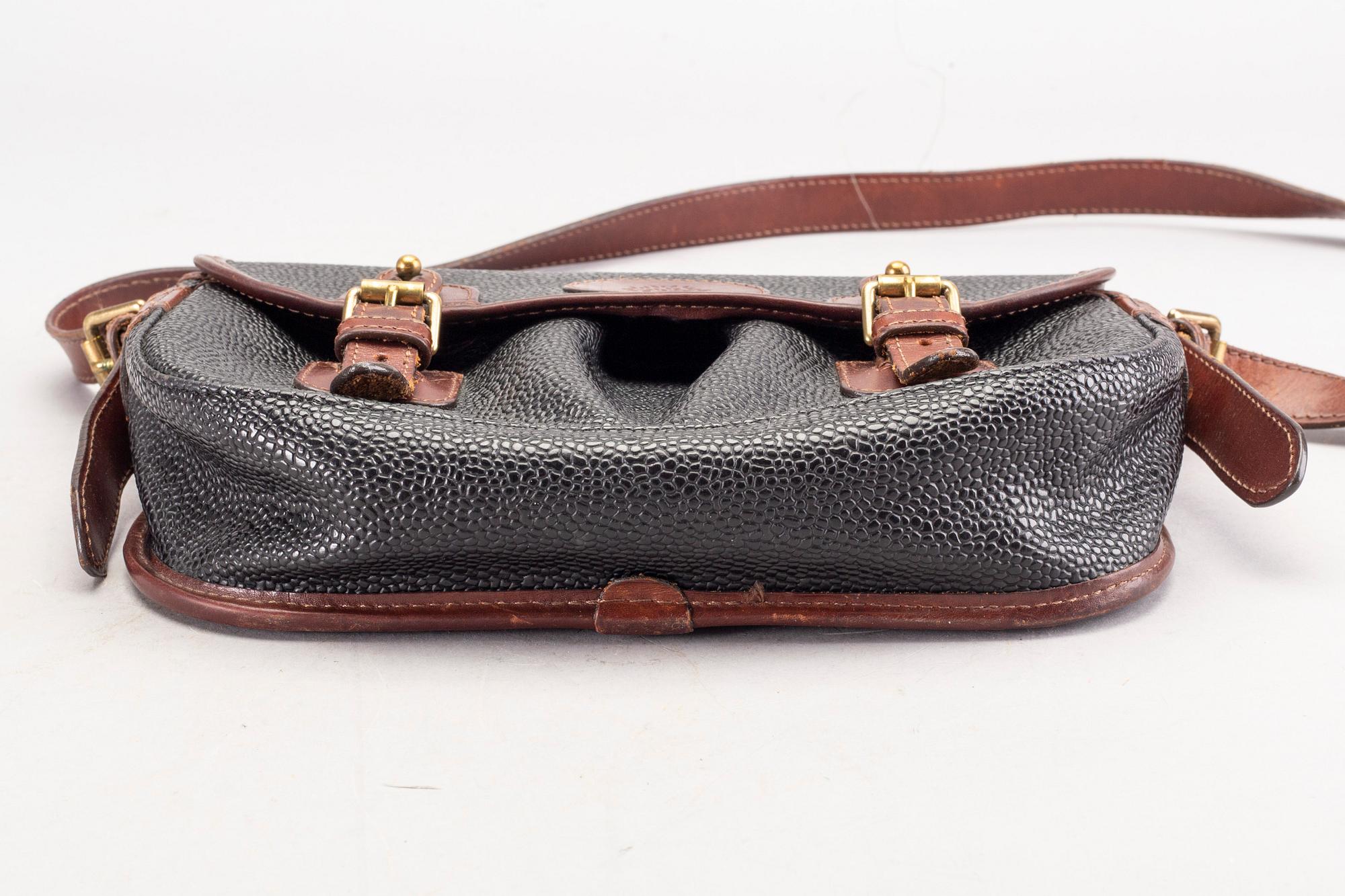 A Mulberry scotchgrain bag.