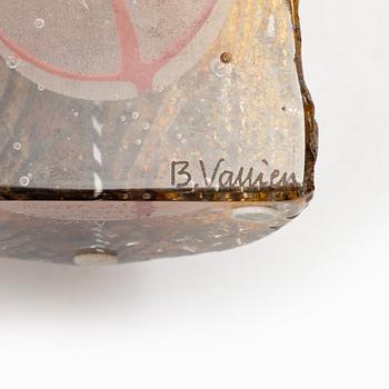 Bertil Vallien, glasskulptur, Kosta Boda, signerad och numrerad 18/199.