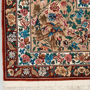 MATTO, "Golo Bolbol" (="Flower and bird"-motive), a silk Esfahan figural, ca 337 x 243,5 cm, Mohammad Seirafian.