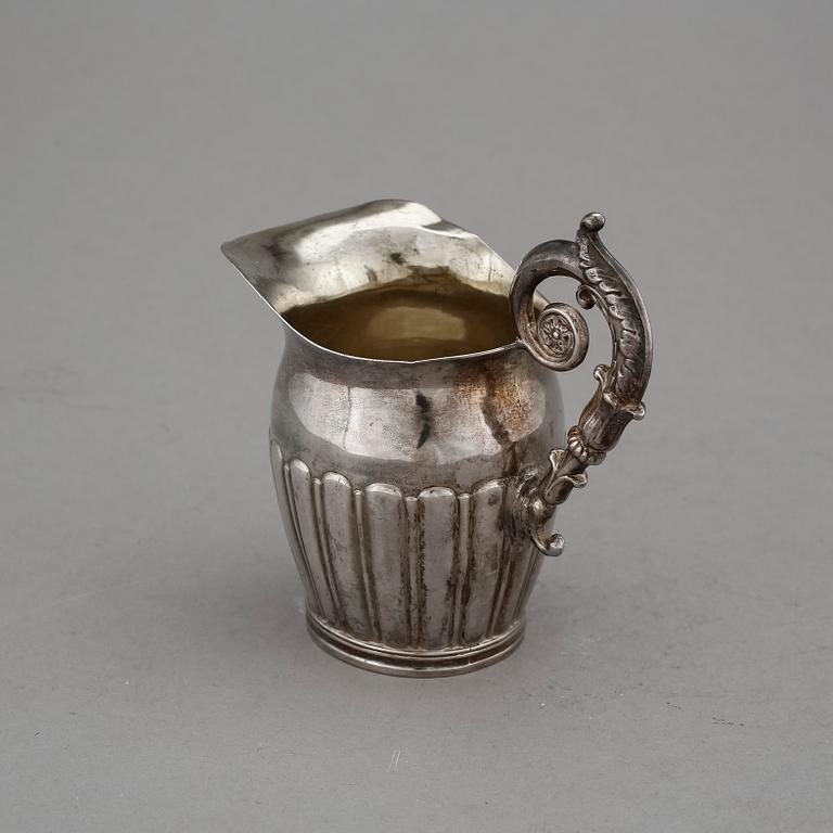 GRÄDDKANNA, silver, senempire, Gustaf Folcker, Stockholm, 1845. Vikt ca 96g.