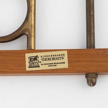 A 'Dekorativ' clothes hanger, Skogslunds Metallgjuteri, Anderstorp, 1950's/60's.