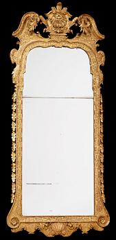 1248. An English late Baroque 18th century mirror.